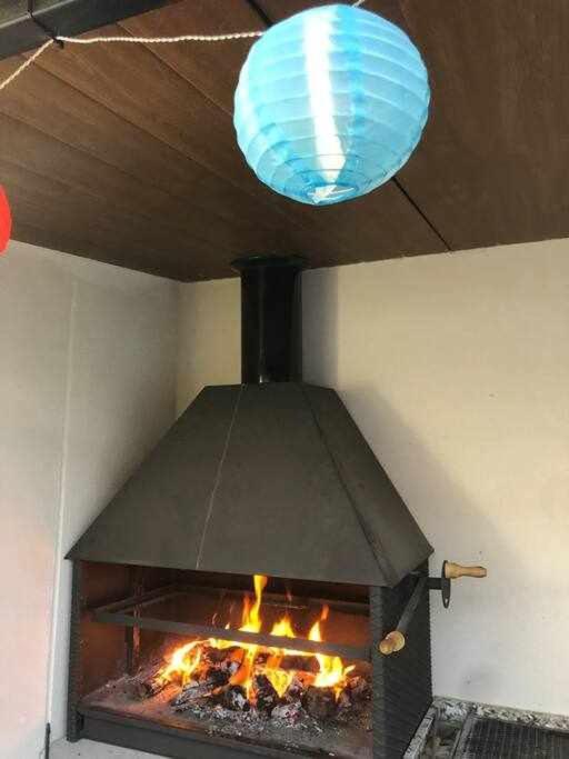 Alojamiento El Pez Casa Con Piscina Climatizada Villafranca de los Caballeros Exterior photo